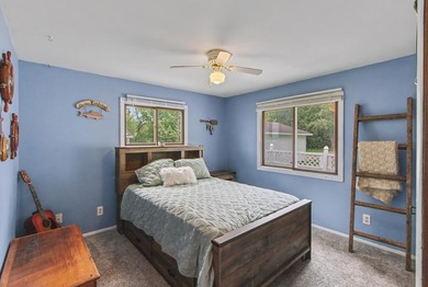 Experience the charm of lake living in this charming 3-bed - photo 21