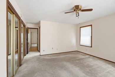 Beautifully remodeled 2-bedroom, 2-bathroom townhouse featuring - photo 22
