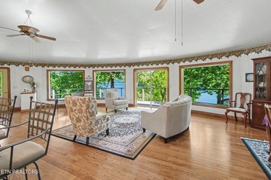 Breathtaking lakefront home on pristine Norris Lake. This - photo 3
