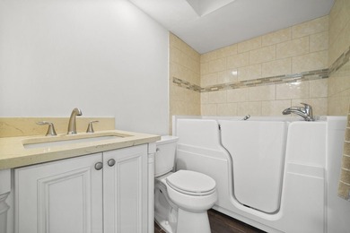 Boaters & Water Lovers Paradise! Live on the Intracoastal for a - photo 29