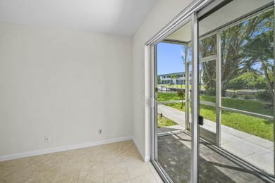 Boaters & Water Lovers Paradise! Live on the Intracoastal for a - photo 30