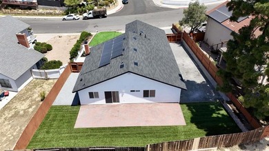 Beautifully updated single-story home: 4 bedrooms, 2 full baths - photo 36