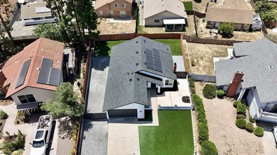 Beautifully updated single-story home: 4 bedrooms, 2 full baths - photo 37