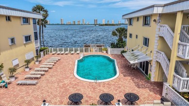 Boaters & Water Lovers Paradise! Live on the Intracoastal for a - photo 37