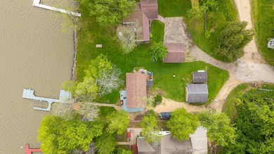 Experience the charm of lake living in this charming 3-bed - photo 42