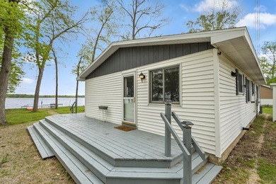 Experience the charm of lake living in this charming 3-bed - photo 57