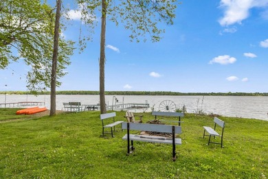 Experience the charm of lake living in this charming 3-bed - photo 59