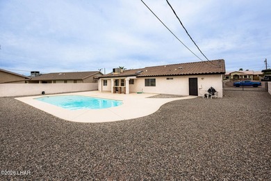 Experience the Platinum Difference in this beautifully updated - photo 8