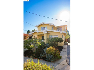 4355 Everett Avenue presents a versatile duplex opportunity in - photo 3