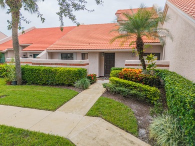 St. Lucie River Home For Sale in Port Saint Lucie Florida