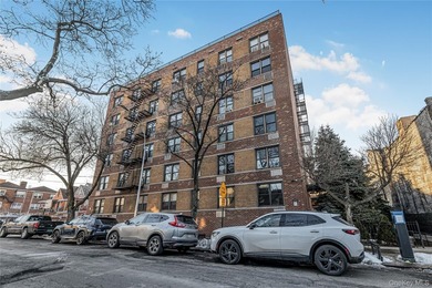 Welcome to this bright and inviting 1 bedroom CONDO in the heart - photo 13