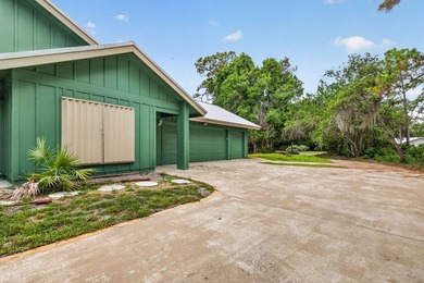 Tucked inside Crane Creek Racquet Club in beautiful Palm City - photo 6