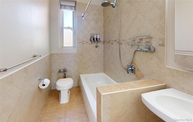 Welcome to Forest Hills South and Apartment 4P in The Girard - photo 18