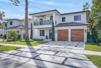 Exceptional residence perfectly situated just minutes from South - photo 2