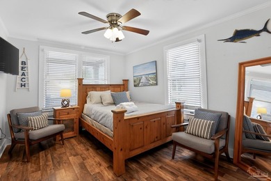 Currently operating as a successful short-term rental, this - photo 22