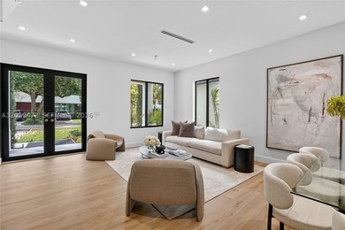 Exceptional residence perfectly situated just minutes from South - photo 4