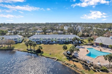 Lake Condo For Sale in St. Petersburg, Florida