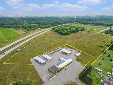 **Strategic Interstate Frontage Gem** Unveil the limitless - photo 4