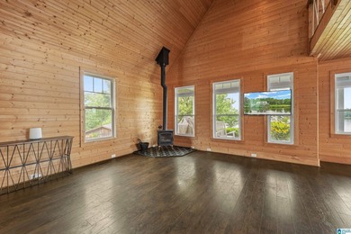 Sellers are taking a loss! This custom-built home with - photo 16