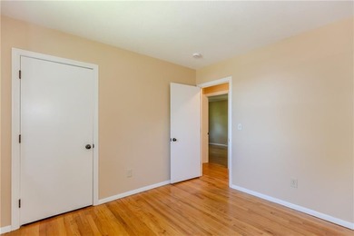 Beautiful Raised Ranch with stunning Sakonnet River views, set - photo 20