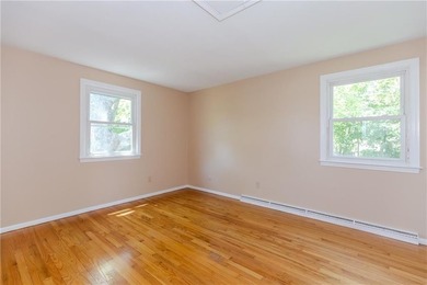 Beautiful Raised Ranch with stunning Sakonnet River views, set - photo 26
