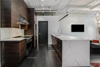 Set in the heart of Buckhead, this sleek, renovated two-bedroom