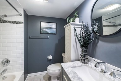 Beautifully renovated and move-in ready, this Westhampton - photo 12