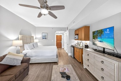 This fully furnished studio offers a spacious private balcony - photo 15