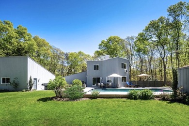 Beautifully renovated and move-in ready, this Westhampton - photo 17