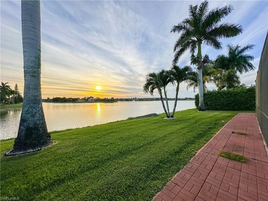 STOP SCROLLING-THIS IS THE WATERFRONT HOME EVERYONE WAITS FOR! - photo 21