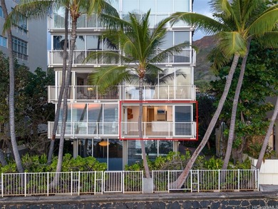 Prestigious Gold Coast Oceanfront end unit with stunning endless - photo 22