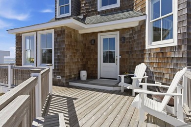 688 Dune Road offers a rare bayfront setting in Westhampton - photo 5