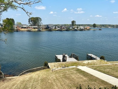 Here's your TURN KEY PKG on beautiful Lake Greenwood. - photo 3