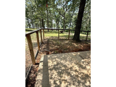 Beautiful waterfront property on Lake Fork. This 3 bed, 2 bath - photo 3