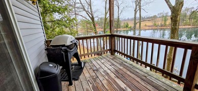 Seller's are motivated Welcome to your lakeside retreat on - photo 8