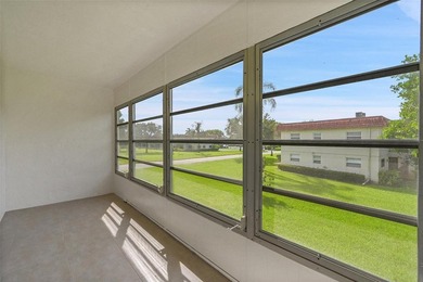 Location is everything in this well-maintained 2-bedroom, 2-bath - photo 20