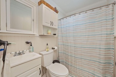 Investor special in a fantastic location! Rare opportunity - photo 27