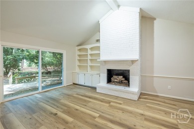 Welcome to One-Level, Easy, Lifestyle living in The Landings!! - photo 6