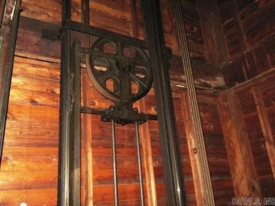 River Frontage - Four stories of north-facing windows with