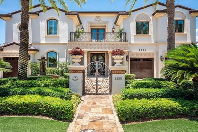 Positioned within the prestigious gates of Royal Palm Yacht & - photo 6