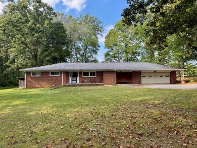 Lake Home For Sale in Cookeville, Tennessee