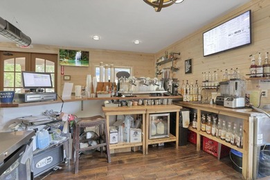 Ultimate Lakeside Hospitality Investment: Custom-Built - photo 24