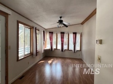 Located in beautiful Garden Valley. Home has 2 bedrooms and 2 - photo 5