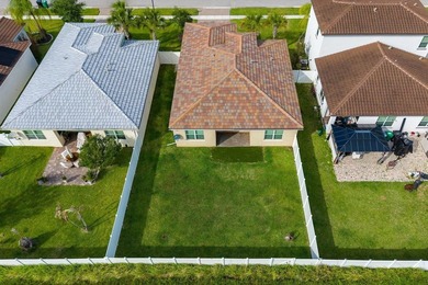 RARE CANAL LOT WITH NO REAR NEIGHBORS. This 2020 Lennar - photo 27