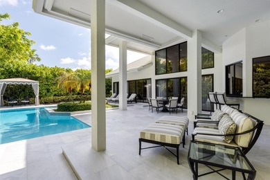 Tropical Coastal-inspired estate set on a private, beautifully - photo 34
