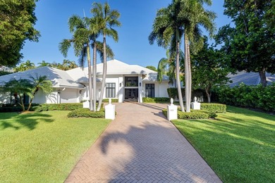 Tropical Coastal-inspired estate set on a private, beautifully - photo 41