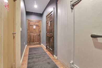 Ultimate Lakeside Hospitality Investment: Custom-Built - photo 50
