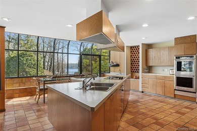 Once only every so often does a property with the most desired - photo 13