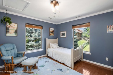 Beautifully updated and meticulously maintained, this move-in - photo 25