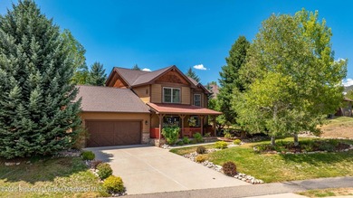 Beautifully updated and meticulously maintained, this move-in - photo 29